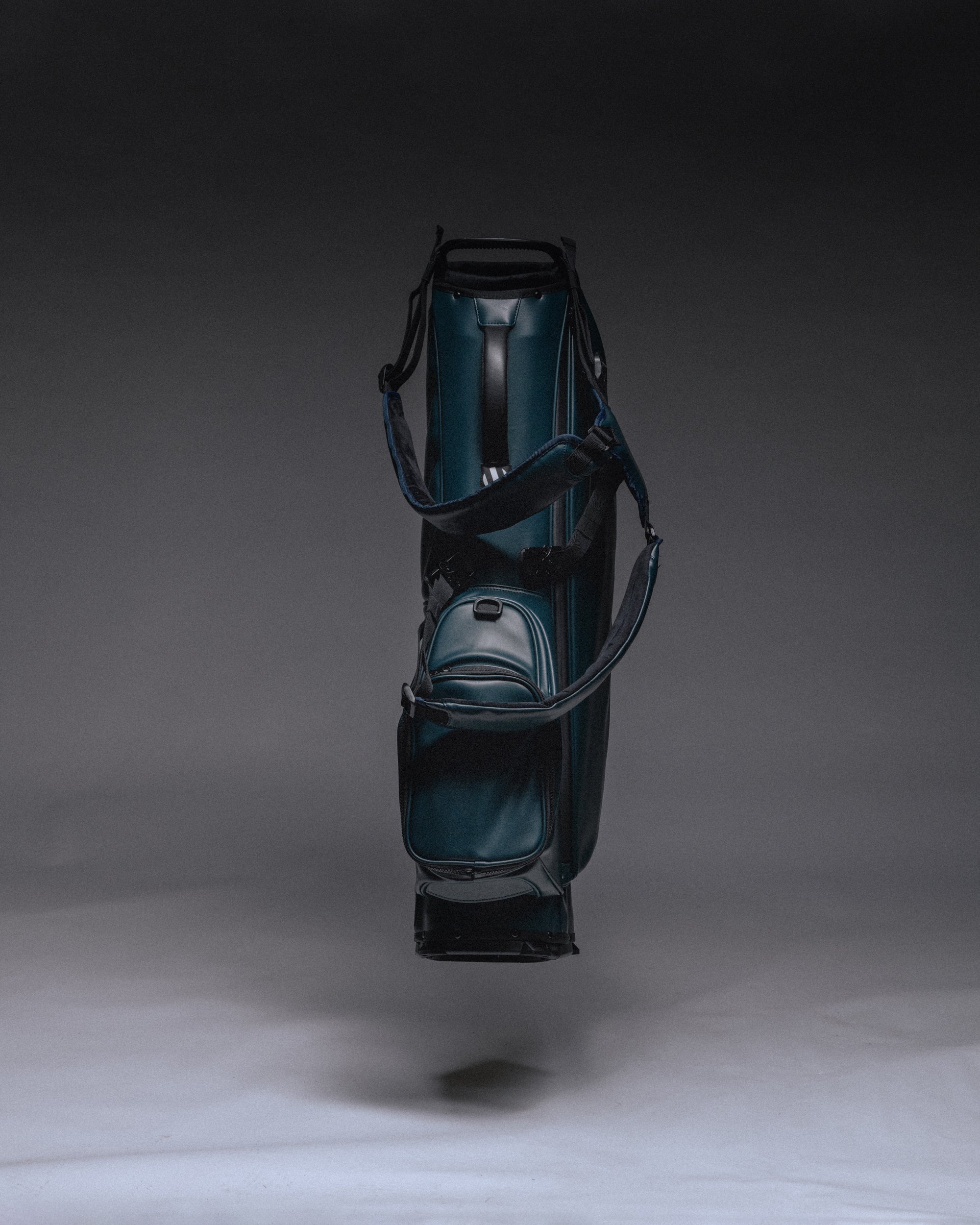 Hiroki Newtown Stand Bag – Refined Lightweight Golf Carry