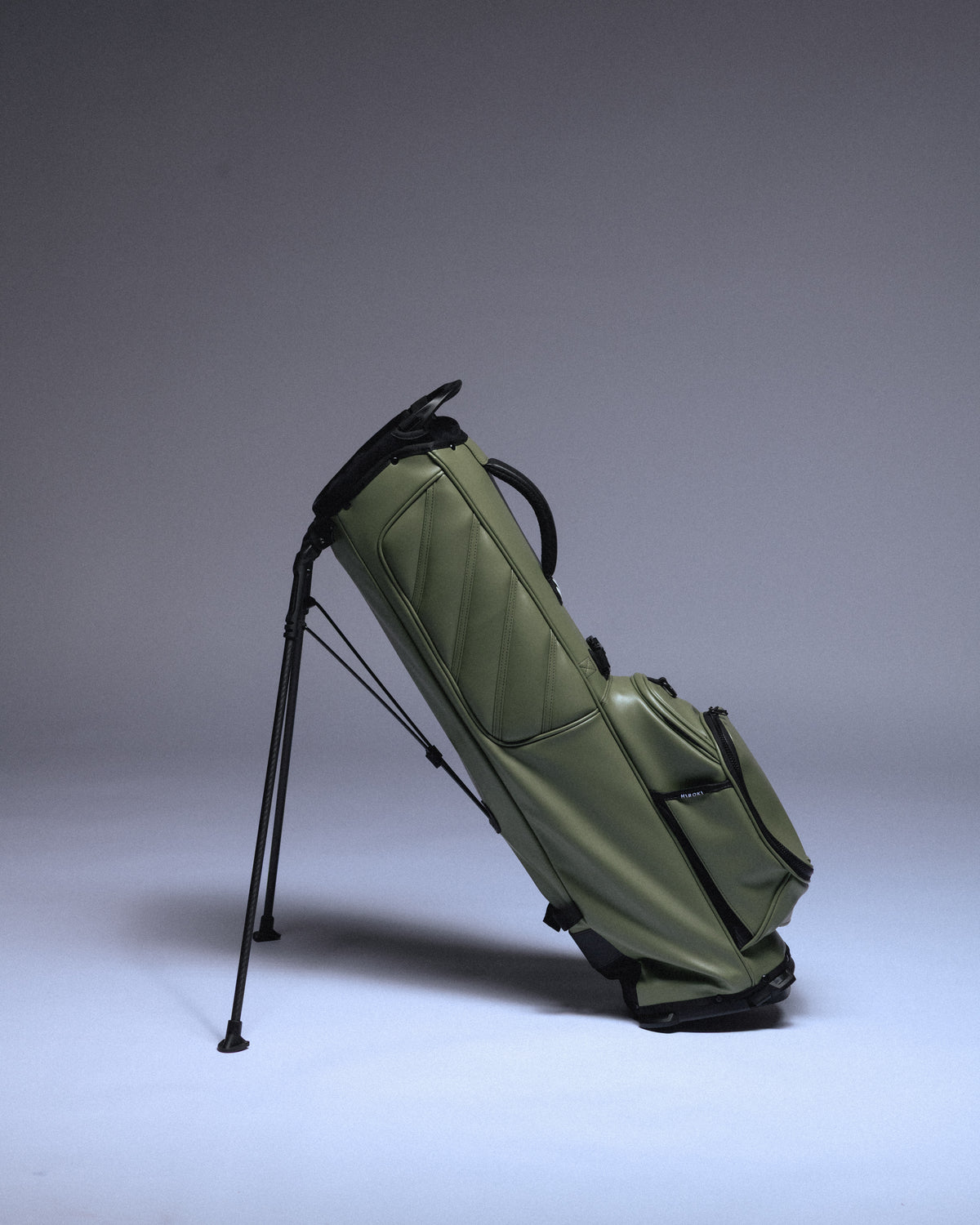 'Serious Golfers Only'